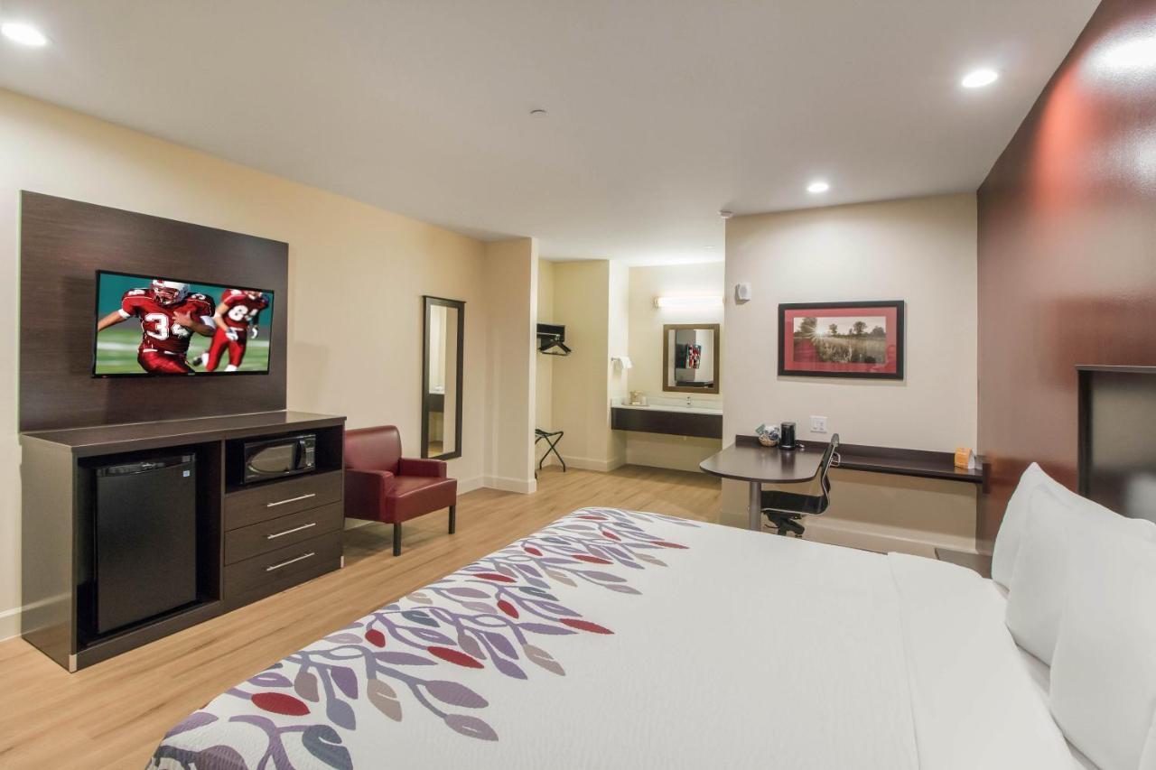 Red Roof Inn Houston - Willowbrook Louetta Exterior photo