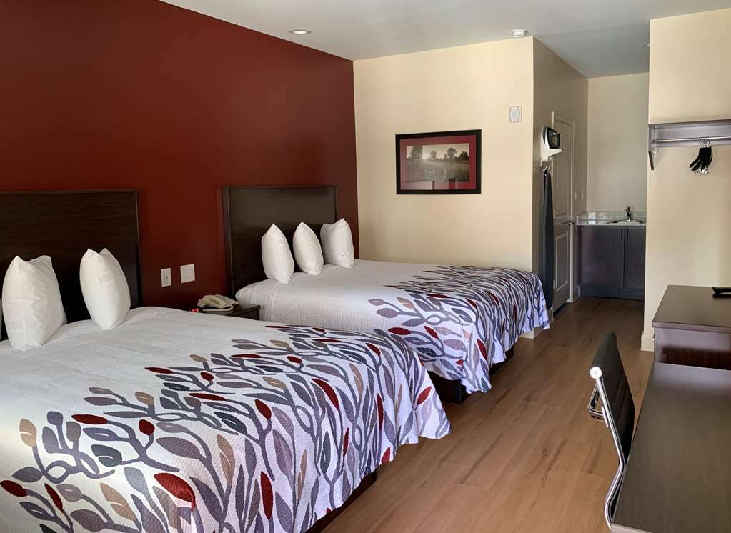 Red Roof Inn Houston - Willowbrook Louetta Room photo